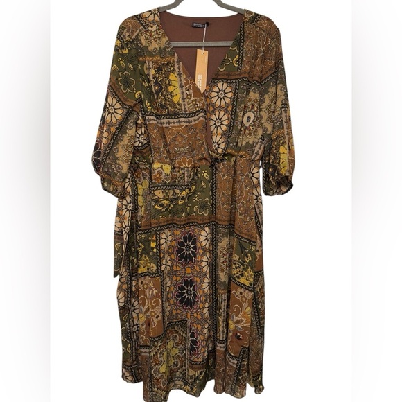 Bloomchic Surplice Neck Floral Print Dress - Picture 1 of 7